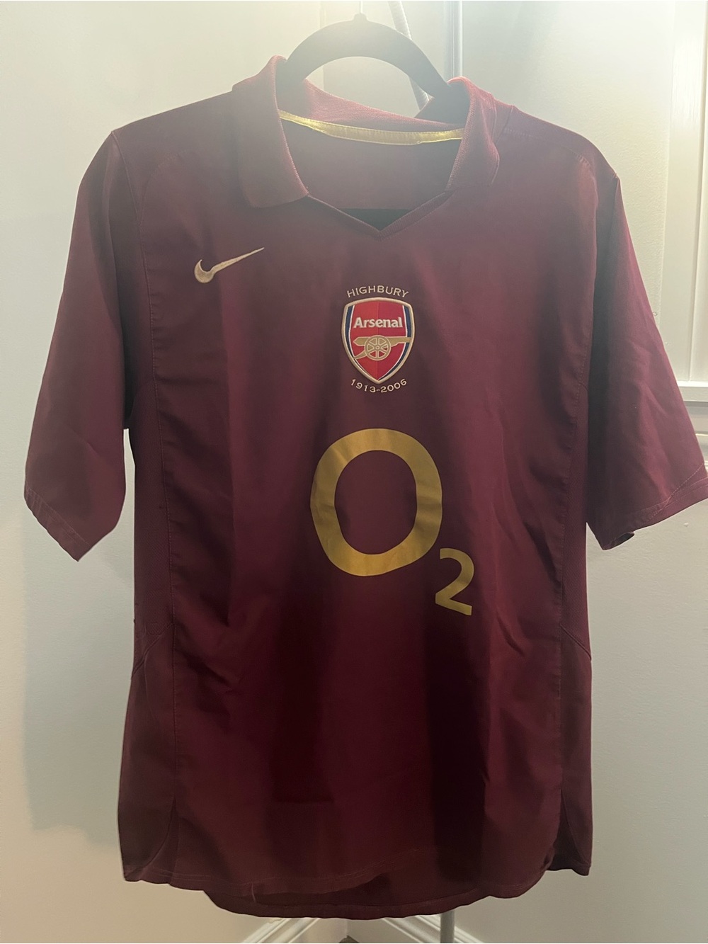 Nike Arsenal Men's Maroon and Gold Football Jersey